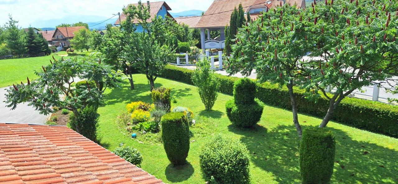 Apartman Marija Brajdic Rakovica Buitenkant foto