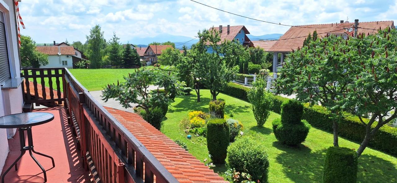 Apartman Marija Brajdic Rakovica Buitenkant foto
