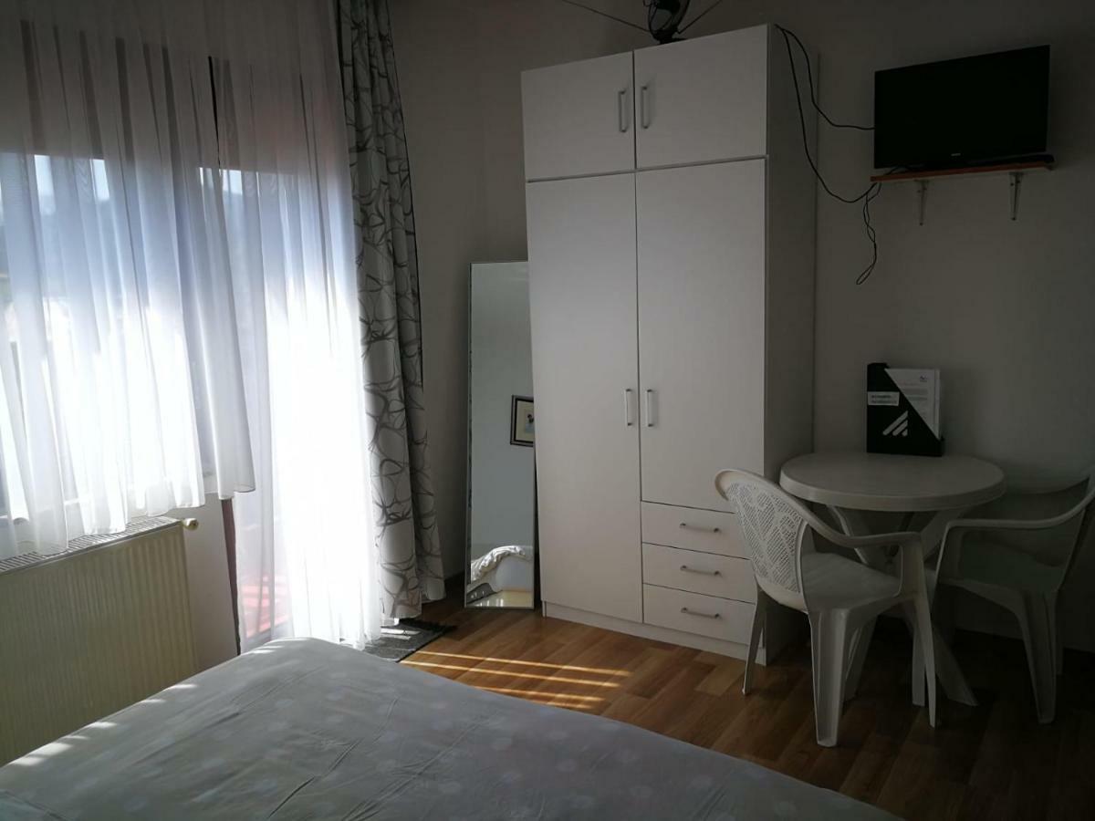 Apartman Marija Brajdic Rakovica Buitenkant foto
